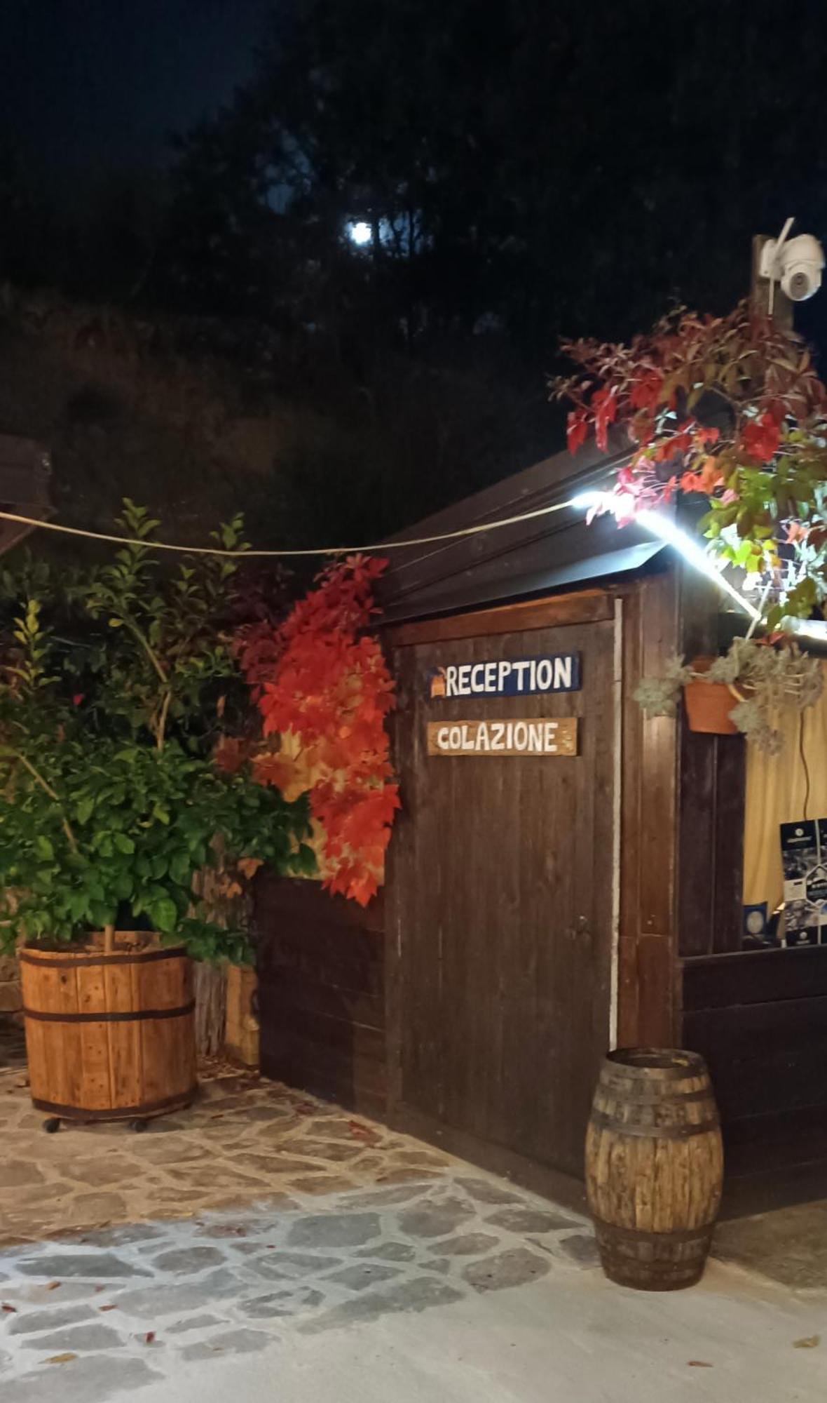 Mille E Una Notte San Severino Lucano Exterior foto
